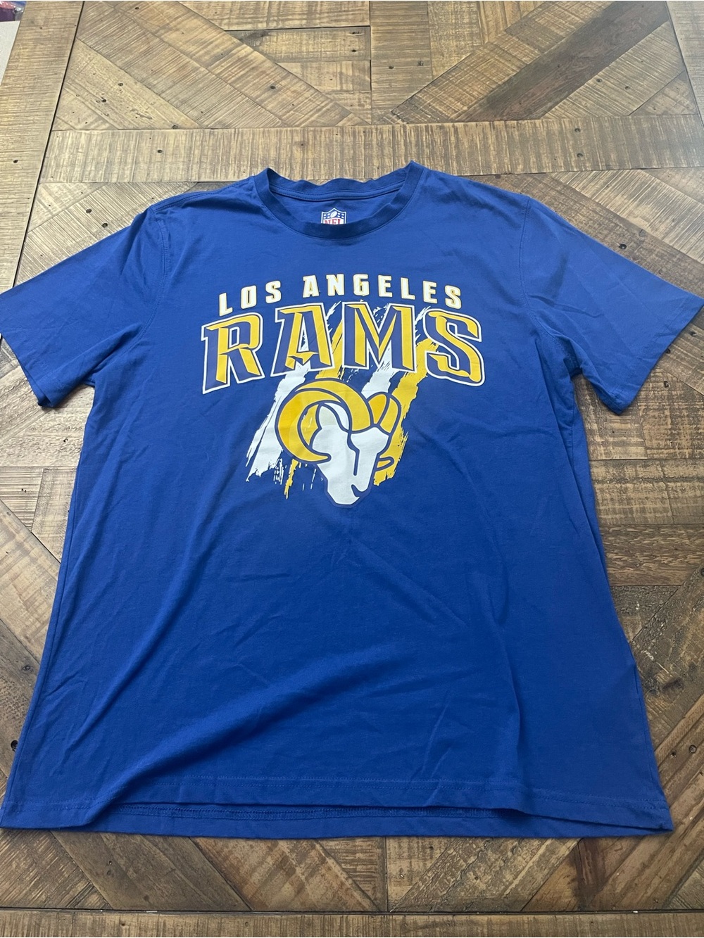 Officially Licensed NFL Los Angeles Rams Men's Graphic T-Shirt - Blue - Size XL